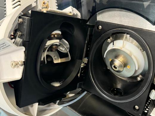 Agilent Ultivo Triple Quad LC/MS System G6465A – Compact Quantitative Mass Spectrometer-cover