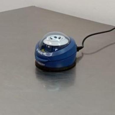 VWR MiniStar blueline microcentrifuge with fixed 6000 rpm speed-cover