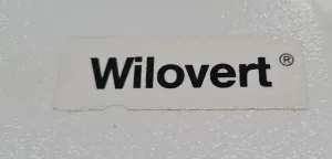 Hund Wetzlar Wilovert Inverted Microscope with Objectives, 30 of 43