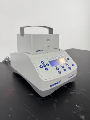 Eppendorf ThermoMixer C Compact Thermal Mixer with Precise Temperature Control-cover