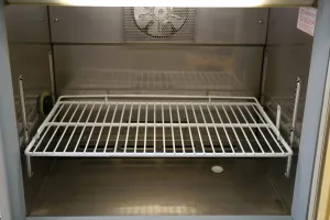 Sanyo MIR-153 Cooled Incubator with Microprocessor Control, 5 of 6