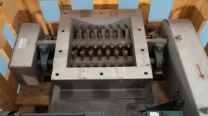 Carter Day International 1212 Half Nelson Dual Rotor Crusher for Size Reduction, 4 of 4