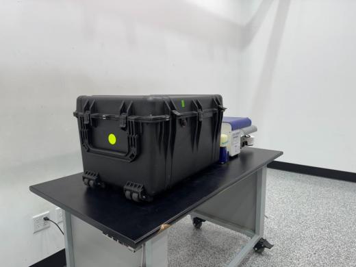 BD FACSVia Loader Assembly with Automated Sample Loading and Fluidics Control for Flow Cytometry-cover