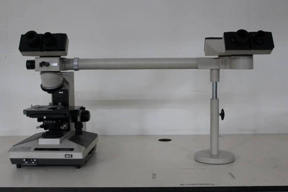 Olympus BH-2 3 Headed Multi Viewing Binocular Transmitted Light Microscope-cover