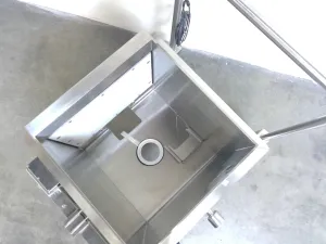 Pall LEV100JCMA-001-B4A 100L Stainless Steel Jacketed Mixer Tank with Integrated Load Cell, 5 of 6