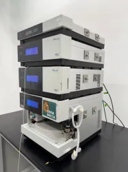Thermo Scientific Dionex Ultimate 3000 UHPLC system, 2 of 4