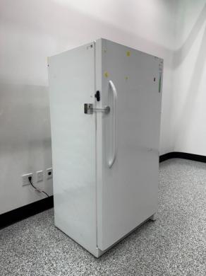 Frigidaire FFRU17B2QWD Upright Laboratory Refrigerator for Sample Storage-cover