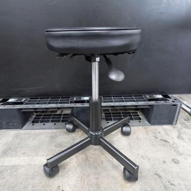 TAKEYA 4283-2 Round Laboratory Stool with Black Seat (Φ30 cm)-cover