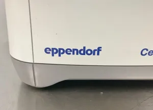 Eppendorf 5425 Benchtop Microcentrifuge with Fixed-Angle Rotor, 12 of 12