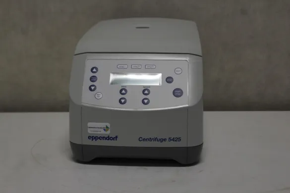 Eppendorf 5425 Benchtop Microcentrifuge with Fixed-Angle Aerosol-Tight Rotor
