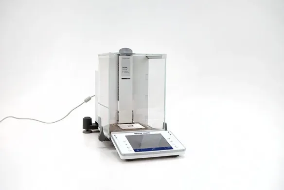 Mettler Toledo XPE105 DR Delta Range Analytical Balance 41/120 g, 0.01/0.1 mg