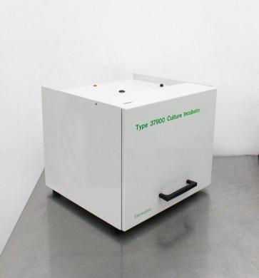 Barnstead/Thermolyne I37925 Type 37900 Culture Incubator with 39°C Temperature Control-cover