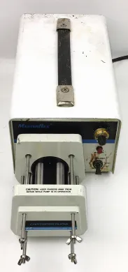 Cole-Parmer Masterflex 7520-35 Peristaltic Pump with 7519-00 8-Roller Cartridge Pump Head