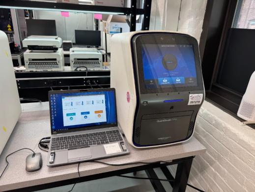 Applied Biosystems QuantStudio 7 Pro 384-Well Real-Time PCR System-cover