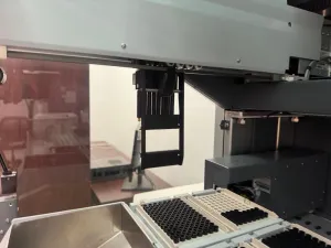Tecan Freedom Evo Automated Liquid Handling Robotic System, 6 of 12