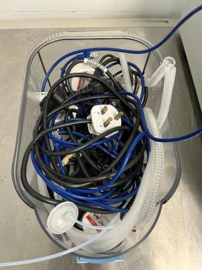 Thermo Scientific ICS-5000 SP-5 High-Performance Ion Chromatography System with Single Pump-cover