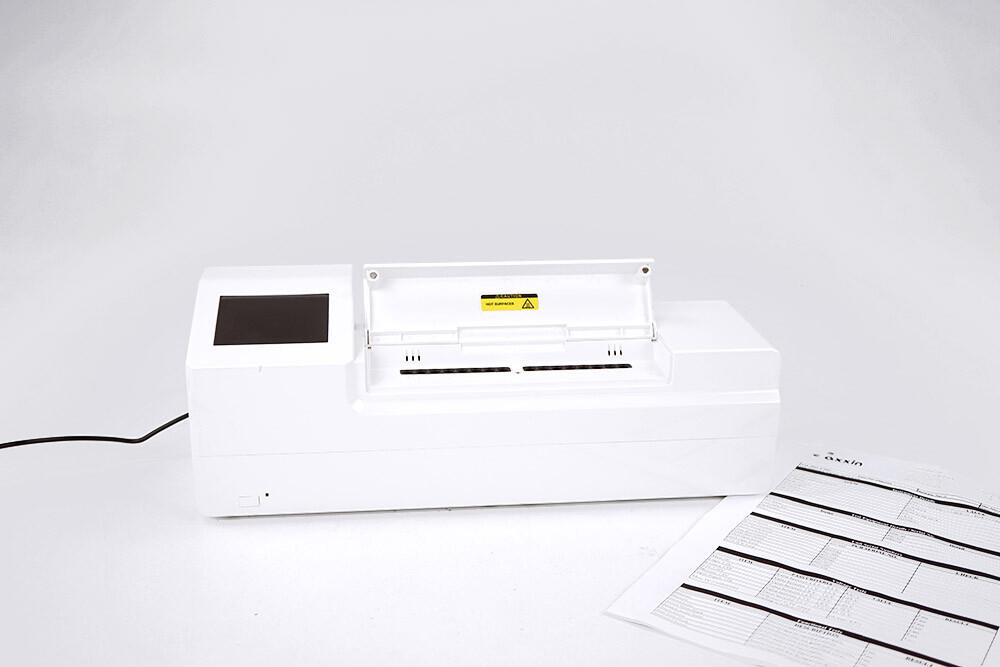 Axxin T16-ISO 16-Well Isothermal Molecular Diagnostics System with 3-Channel Fluorescence Detection