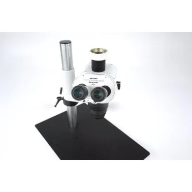 Wild Heerbrugg M420 Zoom Stereo Macroscope with 10x/21B 0.5x Lens