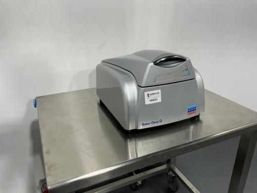 Qiagen Rotor-Gene Q --cover