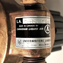 Air Liquide Liquid Air Carbon Dioxide Brass Regulator (CGA 580), 4 of 5