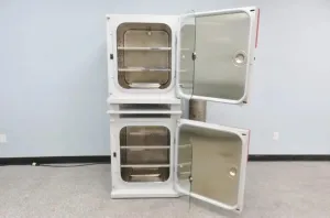 Binder CO2 Incubator C150 Double-Stack Cell Culture Incubator with Infrared CO2 Sensor, 5 of 15