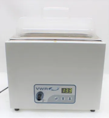 VWR 89032-214 5L Digital Laboratory Water Bath with +5°C to 99°C Range