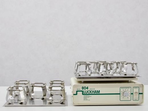 Luckham 804-VR4 Laboratory Orbital Shaker for Flasks and Test Tubes-cover