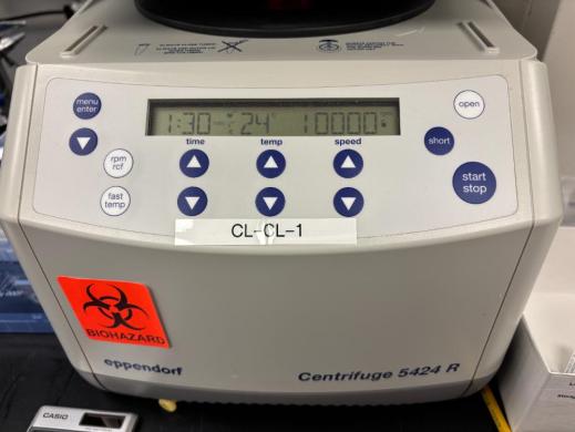 Eppendorf 5424 R Benchtop Refrigerated Centrifuge with Digital Controls-cover