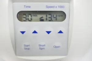 Eppendorf MiniSpin Personal Microcentrifuge with Fixed-Angle Rotor, Model 5452, 7 of 12