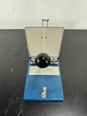 Fenwal Manual Lever-Operated Plasma Extractor for Blood Component Separation-cover