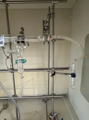 Glass Vacuum Manifold for Multi-Sample Vacuum Filtration and Processing
