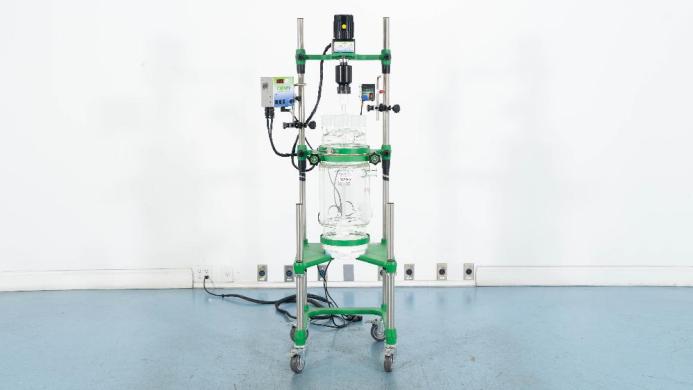 Chemglass 10 Liter Jacketed Glass Bioreactor System for Process Development-cover