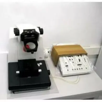 Leica UCT 125 Ultramicrotome for Ultrathin Sectioning