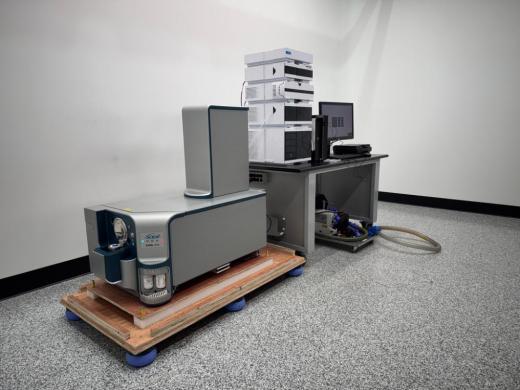 AB Sciex X500B QTOF Mass Spectrometer with Agilent 1290 Infinity II LC System-cover