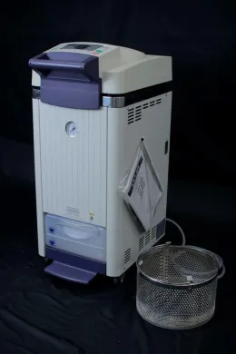 Tommy Seiko LSX-500 Laboratory Autoclave Sterilizer
