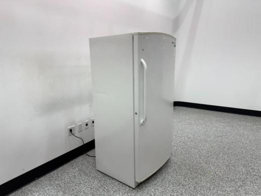 Thermo Fisher Scientific U2020GA15 -20°C Upright Laboratory Freezer-cover
