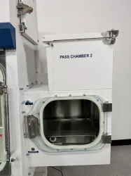 Esco Isoclean Positive 4-Glove Positive Pressure Isolator for Sterile Processing, 4 of 4