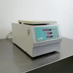 Hermle Z 233 MK-2 Refrigerated Benchtop Centrifuge, 6 of 10
