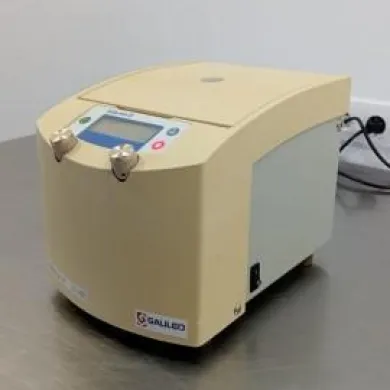 Sigma 1-6 Benchtop Microprocessor-Controlled Centrifuge with 91/01 Angled Rotor