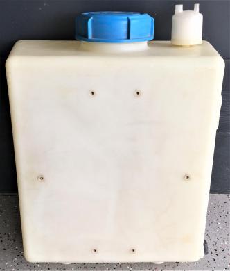 Millipore Water Storage Tank - Reservoir-cover