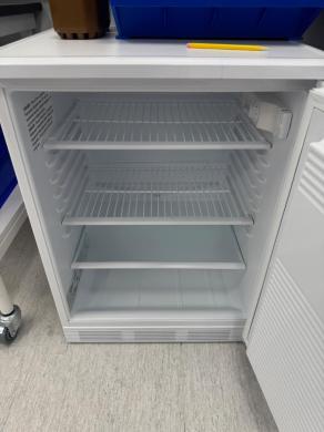 Fisherbrand Isotemp Undercounter Refrigerator Model GTFBV05RPSA for Laboratory Sample Storage-cover