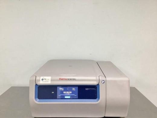 Thermo Fisher Sorvall X4R Pro MD Refrigerated Benchtop Centrifuge with Touchscreen-cover