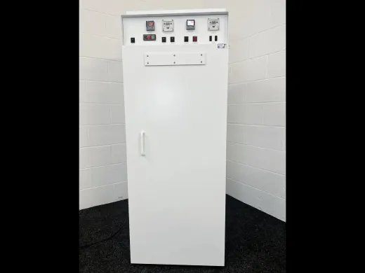 Leec SL3/RH Environmental Chamber for High-Humidity Controlled Incubation
