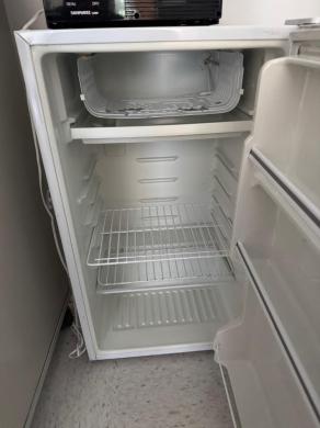 Kenmore Model 56497362690 Undercounter Laboratory Refrigerator with Freezer Compartment-cover