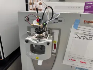 Thermo Scientific LTQ Orbitrap XL High-Resolution LC/MS System with Linear Ion Trap and Multi-Detector Configuration, 7 of 18