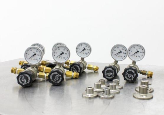 Air Products E11-N141C Set of 7 Pressure Regulators – Max Pressure 100 psi-cover