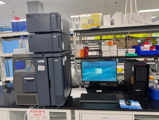 Waters Alliance e2695 High-Performance Liquid Chromatography System-cover