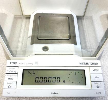 Mettler Toledo AT201 Analytical Balance with 205g Capacity and 0.0001g Readability-cover