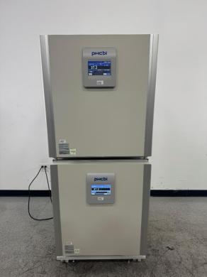 PHCBI Doublestack CO2 Incubator Model MCO-230AICUVLG-PA-cover