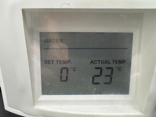 Buchi R-210 Rotary Evaporator with Digital Interface and Precise Vacuum Control-cover